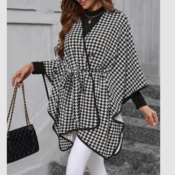 Luxe houndstooth cloak sleeve belted cap top - Picture 2 of 6